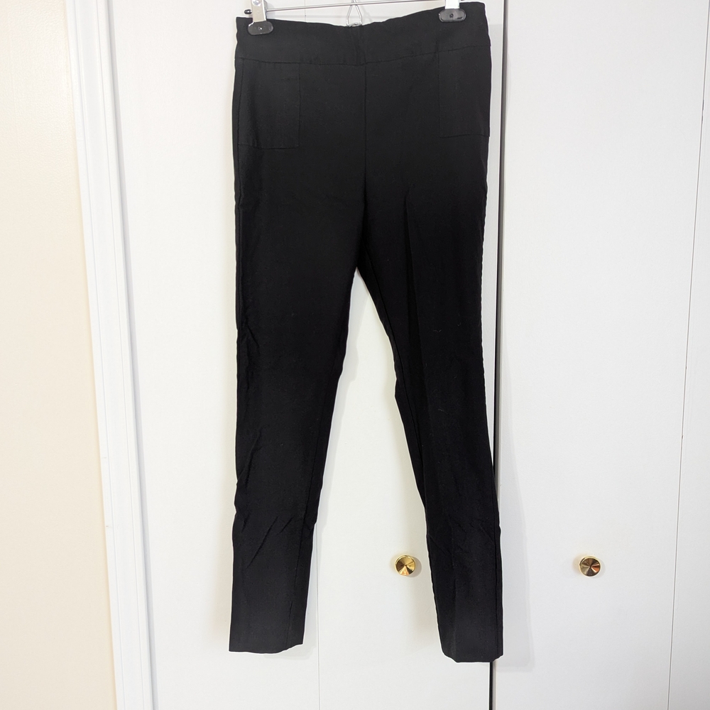 Sleek Black Skinny Pants for a Modern Look